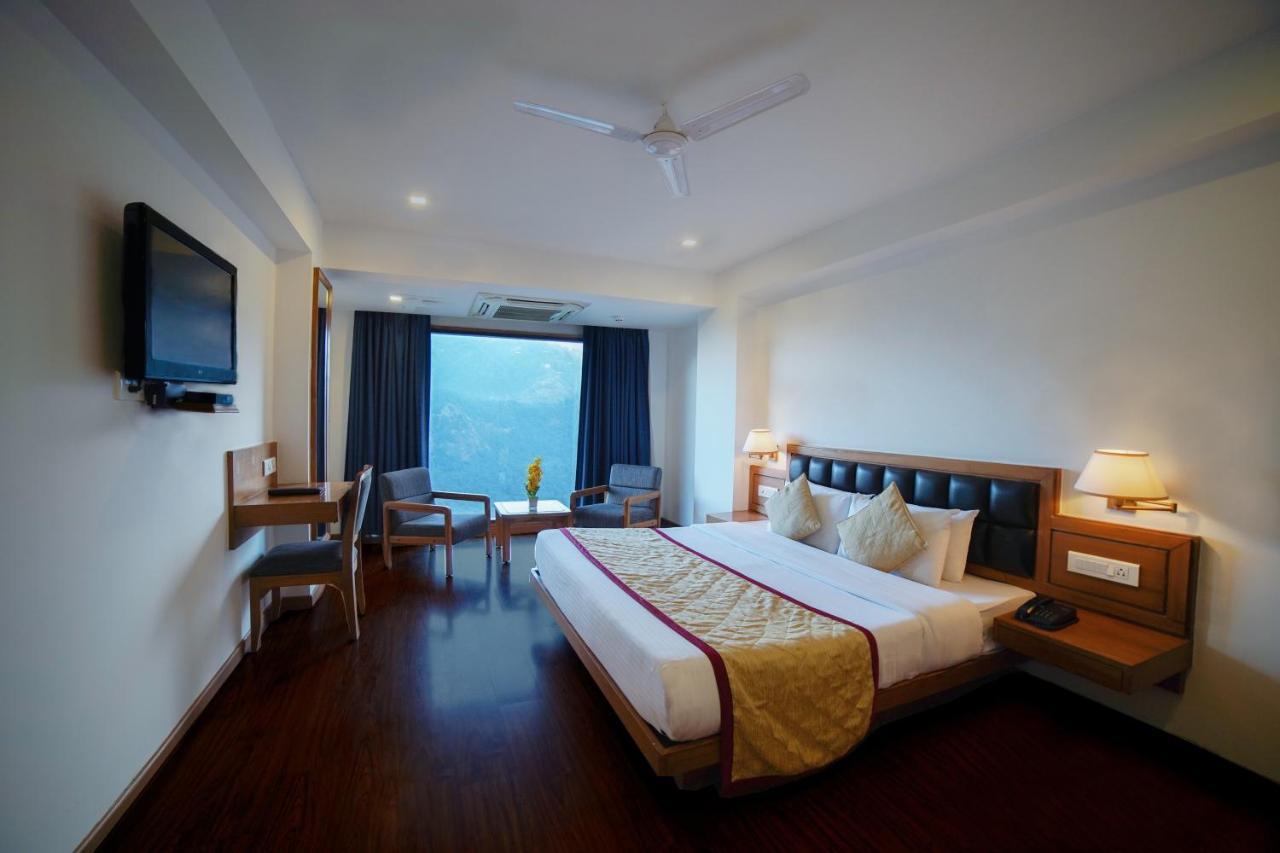 Country Premier Pacific Mall Road Resort 4*